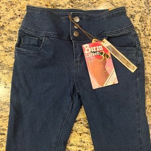 NWT Hybrid BUM LIFTER jeans size 7